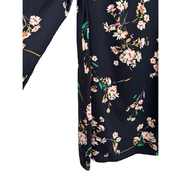 Lulu’s Navy Floral Dress Size Medium - Picture 3 of 5